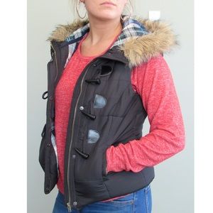 Sleeveless vest